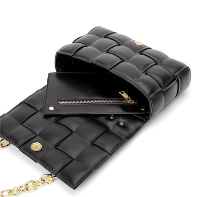 ChicSquare: Stylish Crossbody Bags - Fashionable Functionality